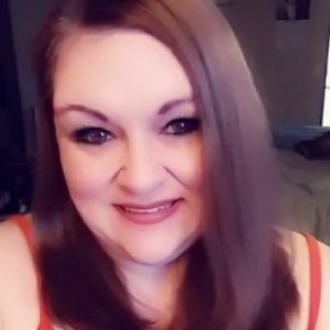 Meet your Posher, Cynthia